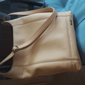 The sak crossbody in buttercup